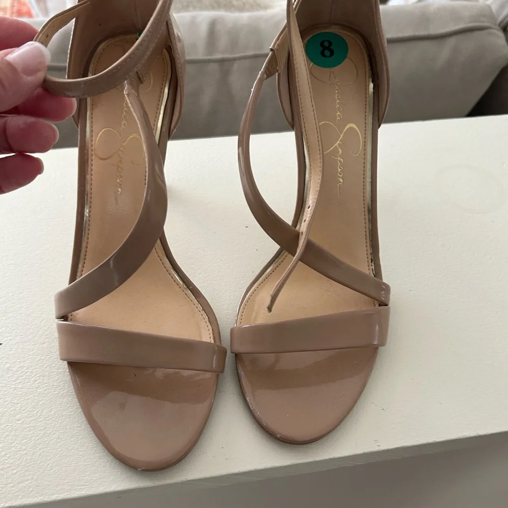 Women’s Nude Shoes - Picture 1 of 5